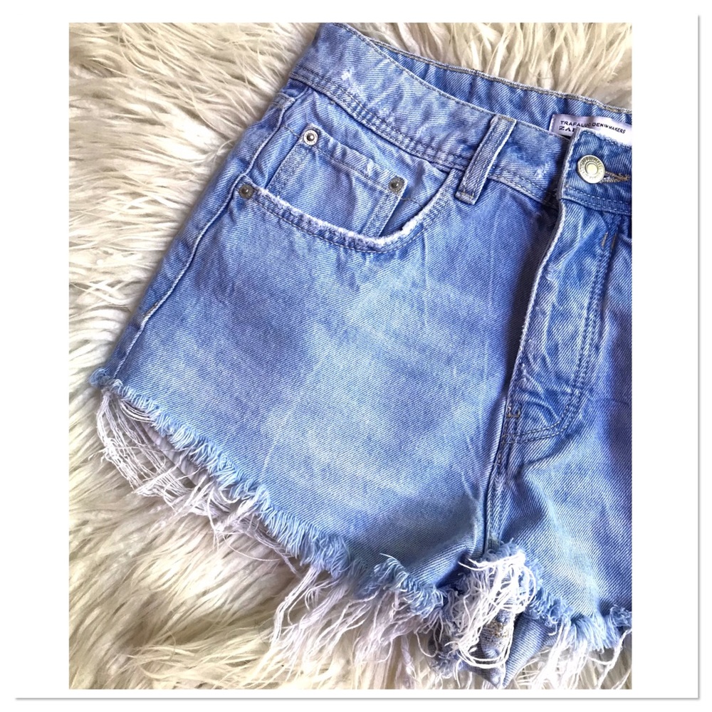 Zara Trafaluc Jean Shorts Light Blue Distressed Button Fly High Waisted Size 2 - Picture 3 of 10